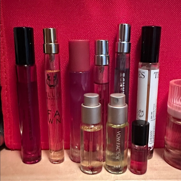 Fragrance lot - Picture 2 of 5